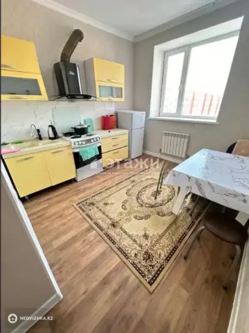 1-комнатная квартира, этаж 8 из 9, 32 м²