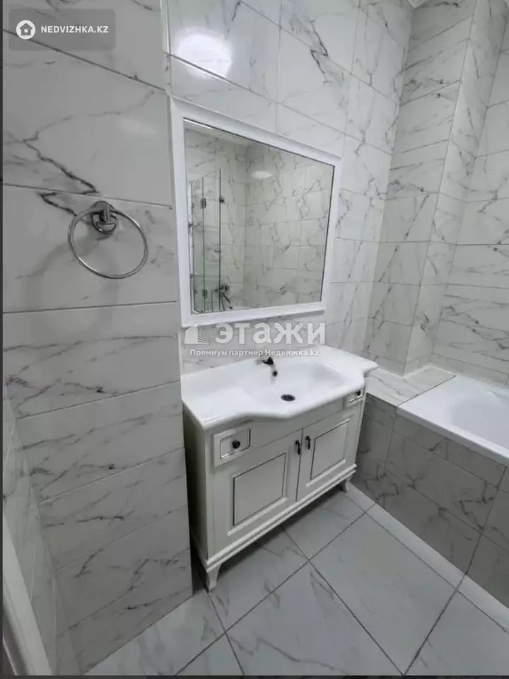 200 м², 5-комнатная квартира, этаж 4 из 13, 200 м², изображение - 1