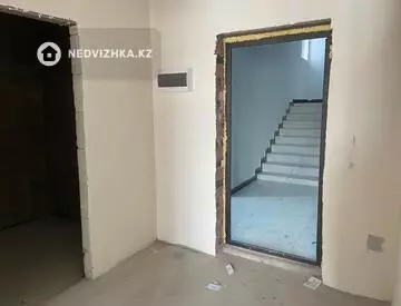 1-комнатная квартира, этаж 3 из 9, 40 м²