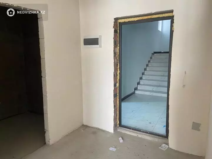 40 м², 1-комнатная квартира, этаж 3 из 9, 40 м², изображение - 1