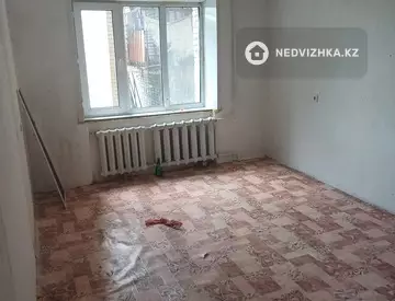 1-комнатная квартира, этаж 3 из 11, 17 м²