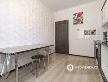 40 м², 1-комнатная квартира, этаж 6 из 9, 40 м², посуточно, изображение - 8