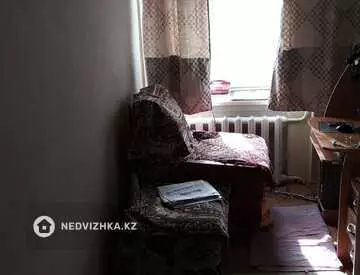 3-комнатная квартира, этаж 1 из 2, 54 м²