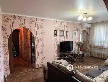 3-комнатная квартира, этаж 3 из 4, 53 м²