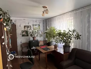 3-комнатная квартира, этаж 3 из 4, 53 м²