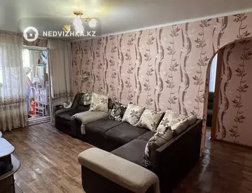 3-комнатная квартира, этаж 3 из 4, 53 м²