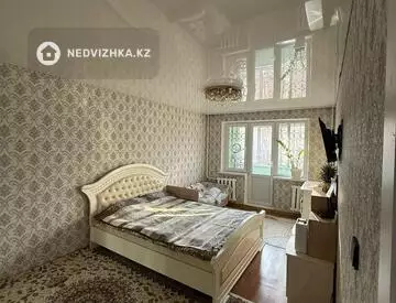 2-комнатная квартира, этаж 2 из 4, 43 м², на длительный срок