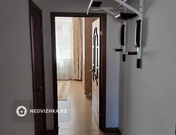 2-комнатная квартира, этаж 2 из 9, 53 м²