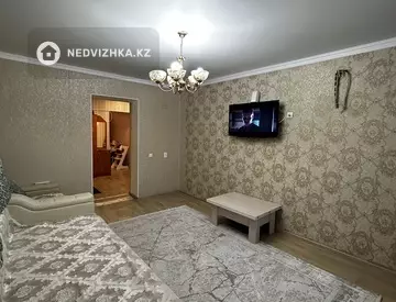 3-комнатная квартира, этаж 3 из 5, 62 м²