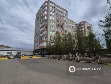 2-комнатная квартира, этаж 9 из 10, 80 м²