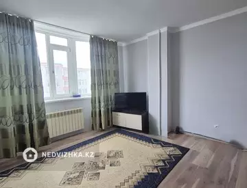 2-комнатная квартира, этаж 9 из 10, 80 м²