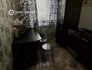 2-комнатная квартира, этаж 1 из 5, 42 м²