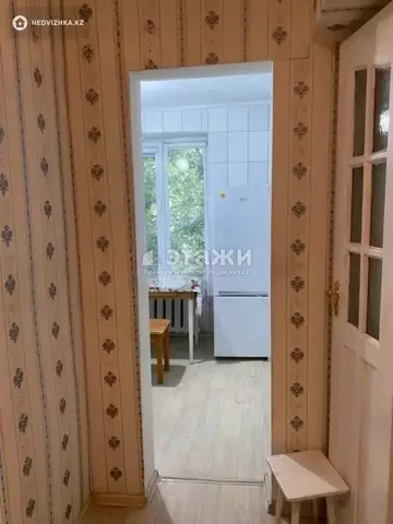 1-комнатная квартира, этаж 2 из 4, 30 м²