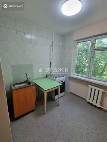 2-комнатная квартира, этаж 3 из 4, 45 м²