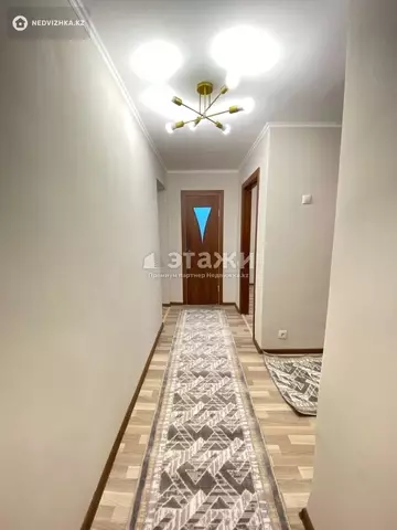 2-комнатная квартира, этаж 3 из 5, 50 м²