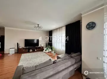 3-комнатная квартира, этаж 9 из 10, 112 м²