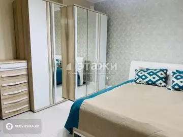 3-комнатная квартира, этаж 4 из 22, 90 м²