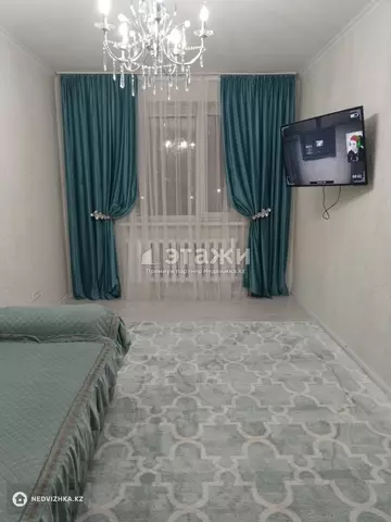 2-комнатная квартира, этаж 4 из 14, 53 м²