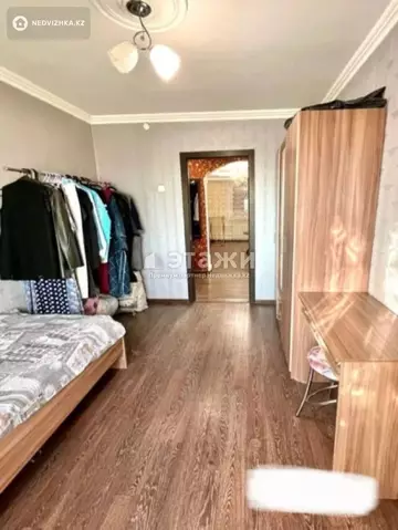 3-комнатная квартира, этаж 4 из 5, 66 м²