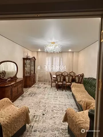 3-комнатная квартира, этаж 5 из 13, 107 м²