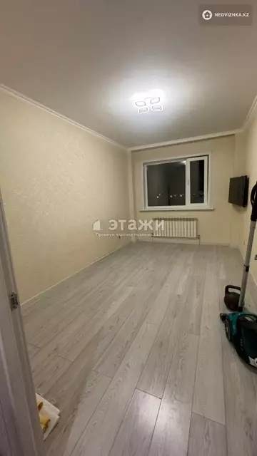 3-комнатная квартира, этаж 3 из 14, 66 м²