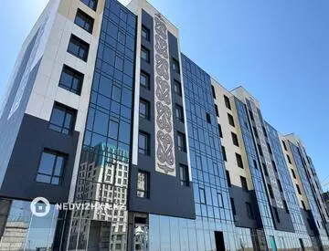 1-комнатная квартира, этаж 2 из 7, 42 м²