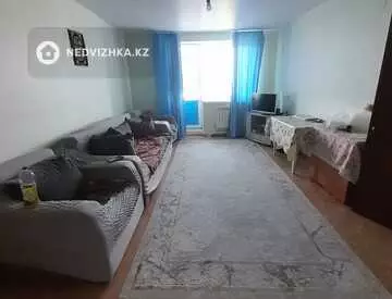 2-комнатная квартира, этаж 4 из 5, 64 м²