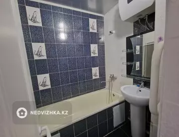 2-комнатная квартира, этаж 4 из 5, 55 м²