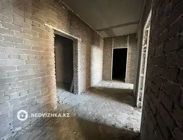 2-комнатная квартира, этаж 6 из 8, 80 м²
