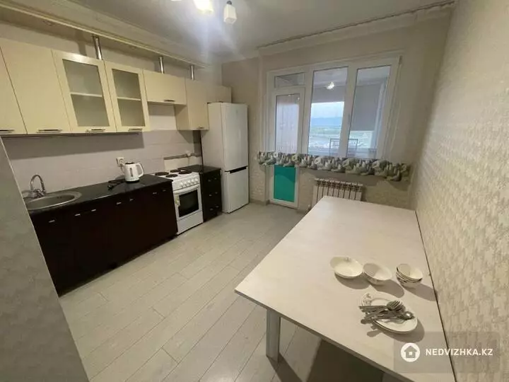50 м², 1-комнатная квартира, этаж 13 из 16, 50 м², изображение - 1