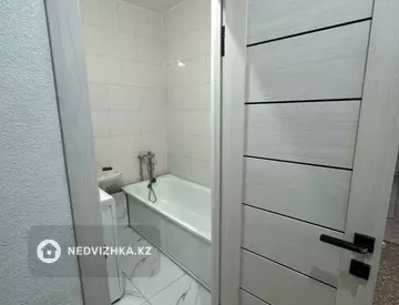 1-комнатная квартира, этаж 3 из 5, 43 м²