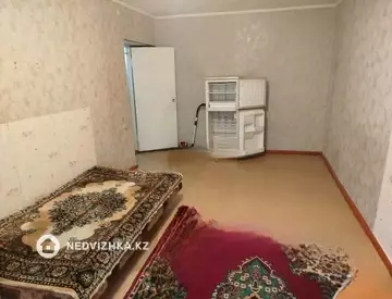 1-комнатная квартира, этаж 3 из 4, 30 м²