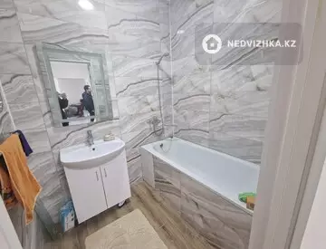 2-комнатная квартира, этаж 5 из 5, 63 м²