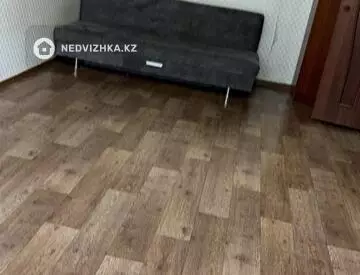 2-комнатная квартира, этаж 1 из 10, 57 м²