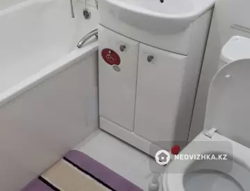 1-комнатная квартира, этаж 4 из 5, 40 м², посуточно