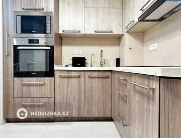 3-комнатная квартира, этаж 1 из 9, 85 м²