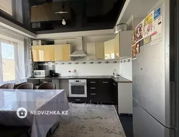 3-комнатная квартира, этаж 9 из 12, 74 м²