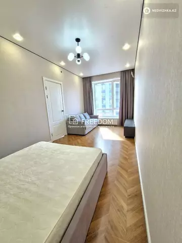 1-комнатная квартира, этаж 4 из 12, 41 м²