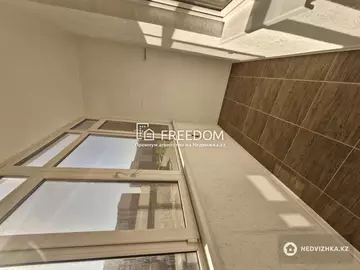 57.4 м², 2-комнатная квартира, этаж 2 из 8, 57 м², изображение - 21