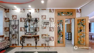 6-комнатный дом, 15 соток, 640 м²