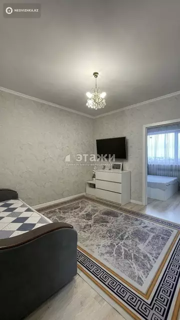 2-комнатная квартира, этаж 10 из 10, 42 м²
