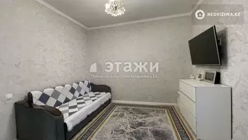 2-комнатная квартира, этаж 10 из 10, 42 м²
