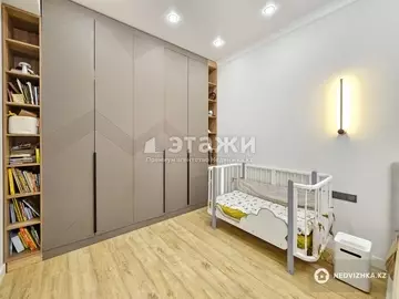 2-комнатная квартира, этаж 10 из 19, 65 м²
