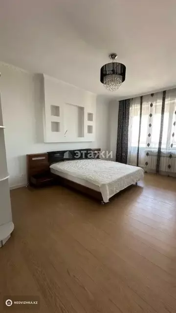 3-комнатная квартира, этаж 13 из 15, 111 м², на длительный срок