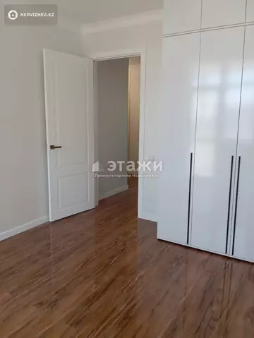 3-комнатная квартира, этаж 8 из 9, 84 м²