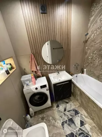 2-комнатная квартира, этаж 12 из 12, 69 м²