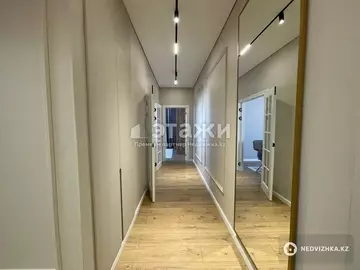 2-комнатная квартира, этаж 12 из 12, 69 м²