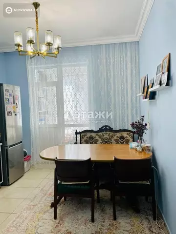 4-комнатная квартира, этаж 7 из 8, 109 м²