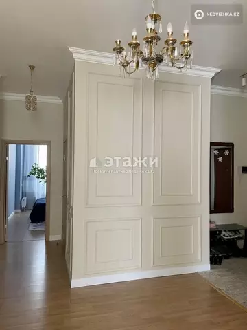 4-комнатная квартира, этаж 7 из 8, 109 м²