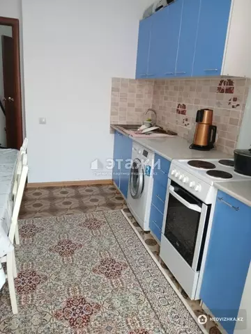 1-комнатная квартира, этаж 4 из 9, 37 м²